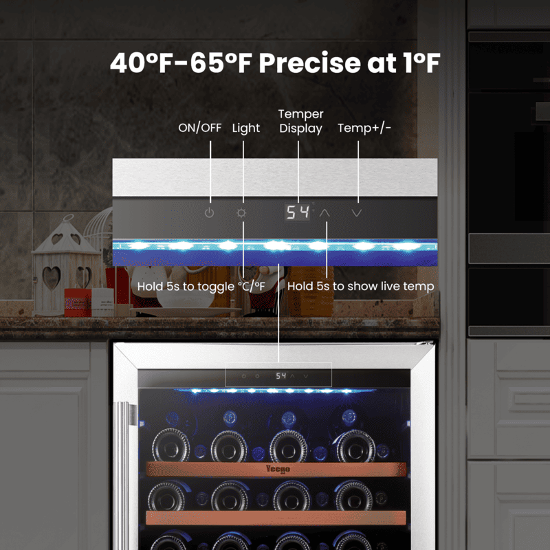 Equipped with touch panel for easy operation